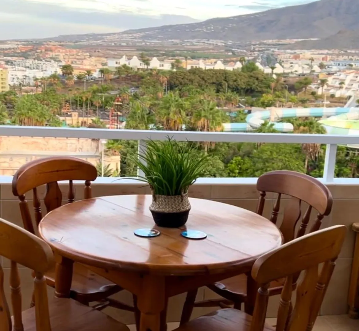 Lovely Sunny Apartment Costa Adeje  España